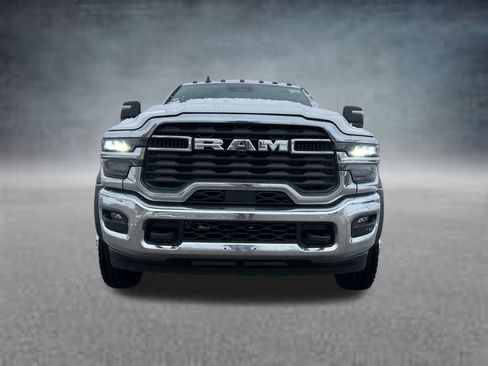 New 2026 RAM 5500 Tradesman w/ Chrome Appearance Group image 12