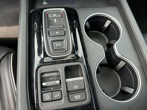 Used 2023 Honda Pilot Elite image 27