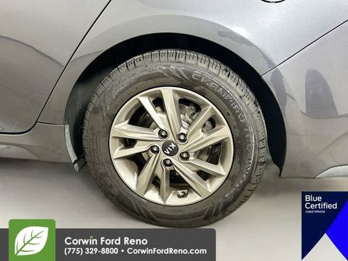 Used 2019 Kia Optima LX image 32