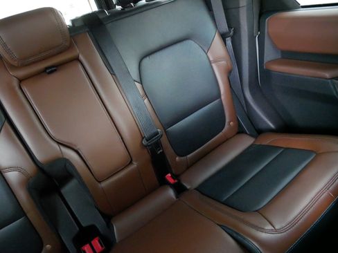 Used 2023 Ford Bronco Outer Banks AWD/4WD image 14