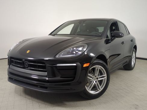 New 2026 Porsche Macan AWD/4WD image 1