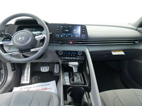 New 2026 Hyundai Elantra SEL Sport image 28