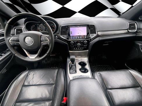 Used 2019 Jeep Grand Cherokee Overland image 15