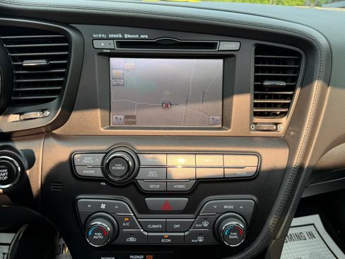 Used 2013 Kia Optima EX FWD image 25