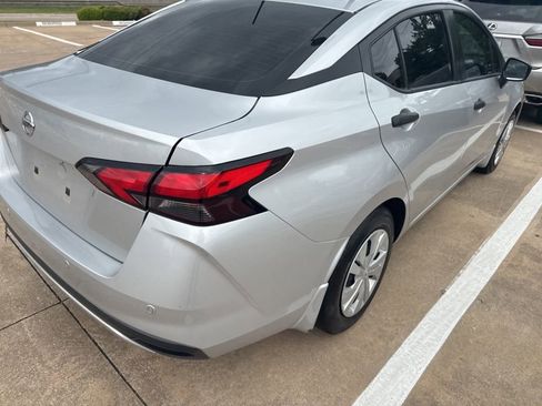Used 2021 Nissan Versa S image 13