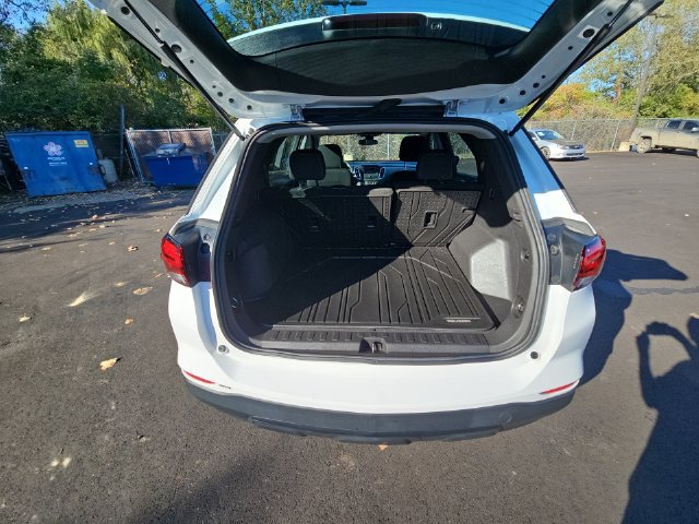 Used 2022 Chevrolet Equinox LS w/ LPO, Floor Liner Package AWD/4WD image 35