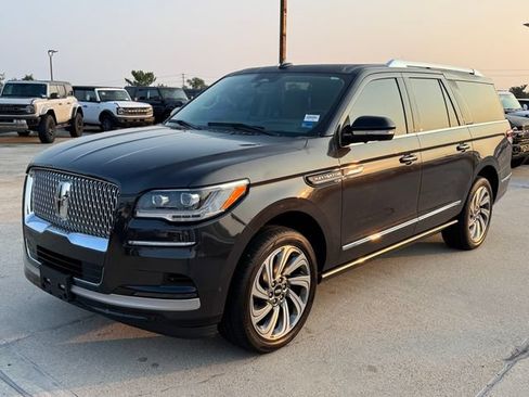 Used 2022 Lincoln Navigator L Reserve AWD/4WD image 13