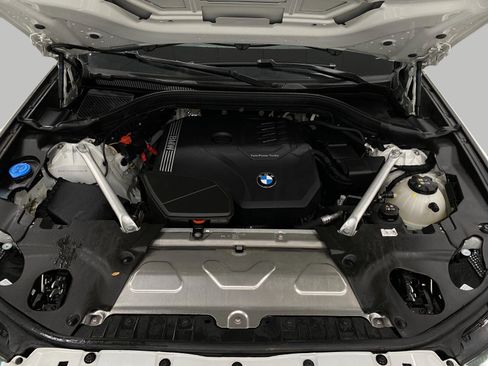 Used 2025 BMW X4 xDrive30i w/ Premium Package AWD/4WD image 11