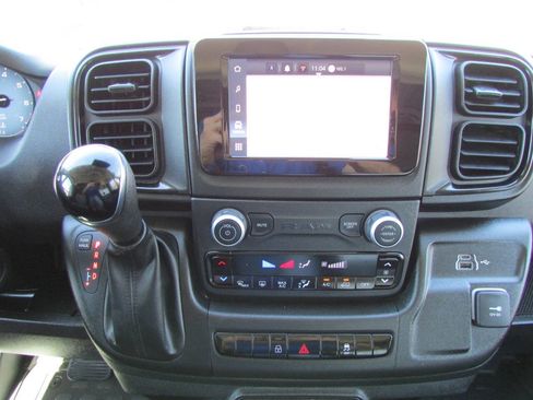 Used 2026 RAM ProMaster 2500 w/ Convenience Group FWD image 22