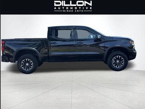 Used 2023 Chevrolet Silverado 1500 ZR2 w/ Technology Package AWD/4WD image 11