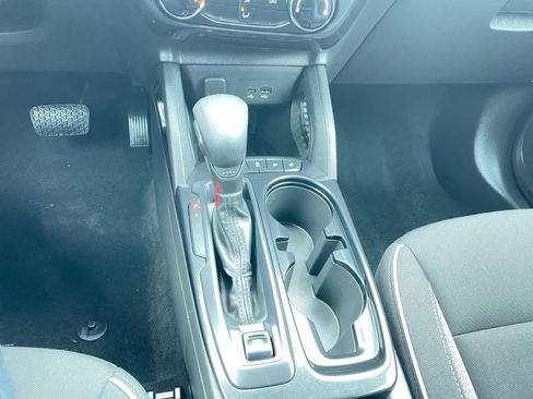 Used 2025 Chevrolet TrailBlazer LT image 41