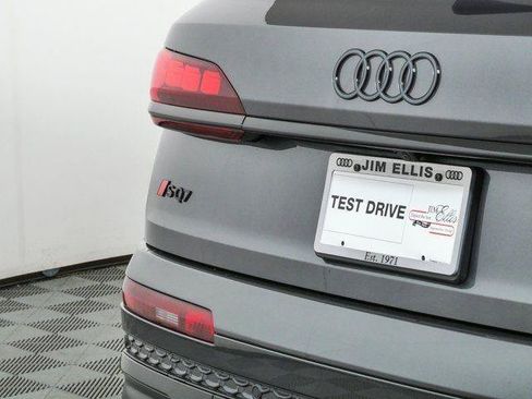 New 2026 Audi SQ7 Prestige AWD/4WD image 38