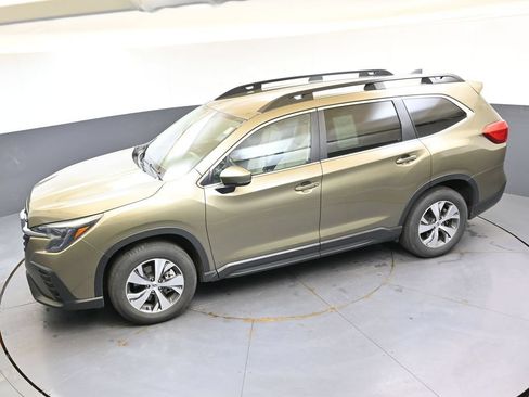 Used 2025 Subaru Ascent Premium AWD/4WD image 37