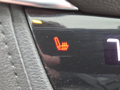 Used 2019 Cadillac XT5 Luxury image 6