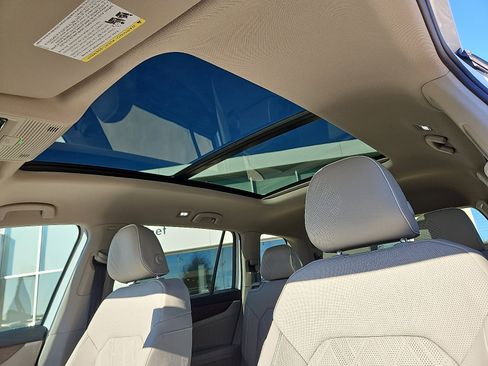 New 2026 Volkswagen Atlas SEL Premium R-Line image 13