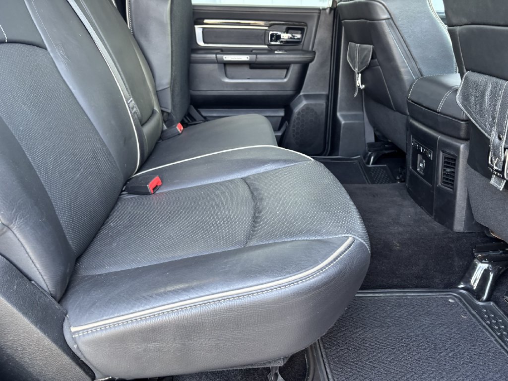 Used 2015 RAM 3500 Laramie Longhorn AWD/4WD image 26