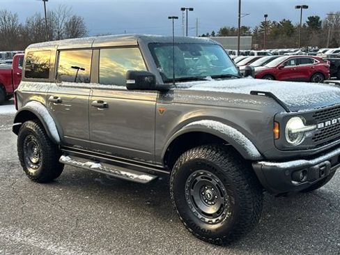 New 2025 Ford Bronco Badlands image 27