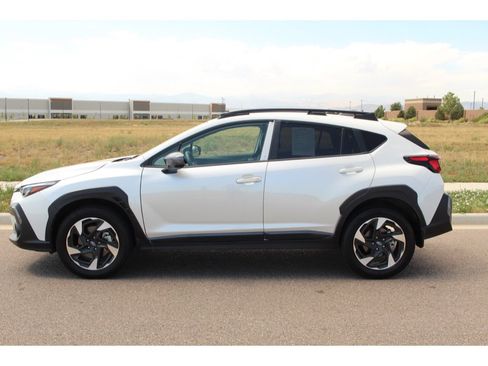 Used 2024 Subaru Crosstrek 2.5i Limited image 2