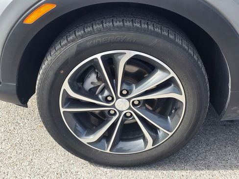 Used 2023 Buick Encore GX Select image 9