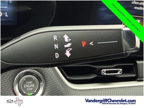 New 2026 Chevrolet Equinox LT w/ Safety and Technology Package FWD image 19