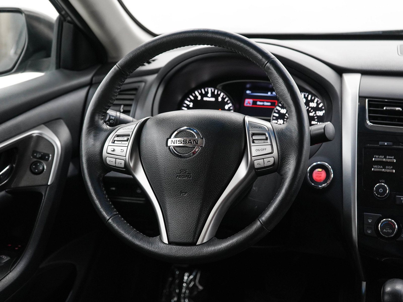 Used 2015 Nissan Altima 2.5 SL FWD image 14