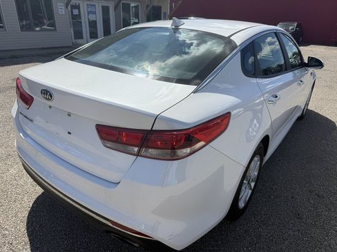 Used 2016 Kia Optima LX FWD image 5