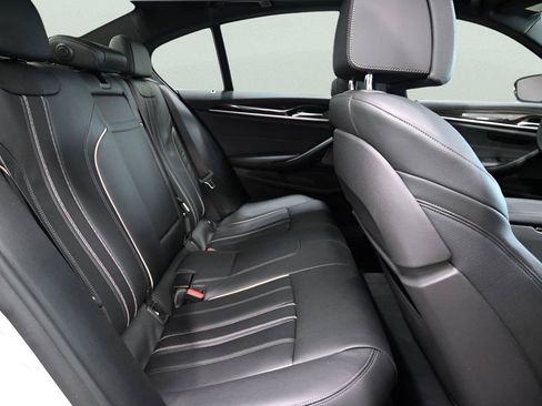 Used 2017 BMW 540i xDrive AWD/4WD image 19