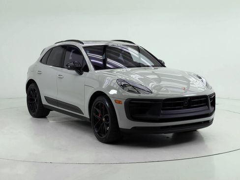 Used 2026 Porsche Macan GTS AWD/4WD image 9