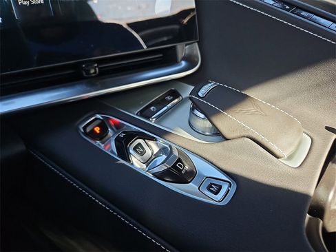 Used 2025 Chevrolet Corvette Stingray Preferred Conv w/ 2LT image 14