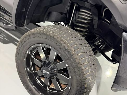 Used 2016 RAM 2500 Big Horn w/ Black Appearance Group AWD/4WD image 9