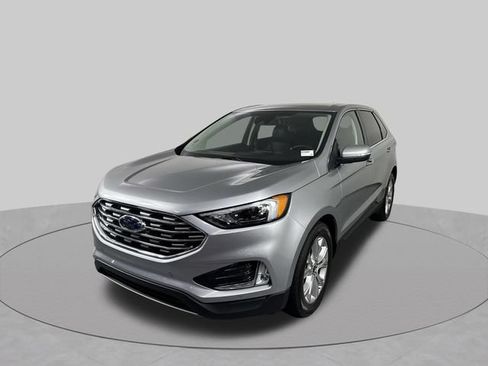 Used 2023 Ford Edge Titanium AWD/4WD image 23
