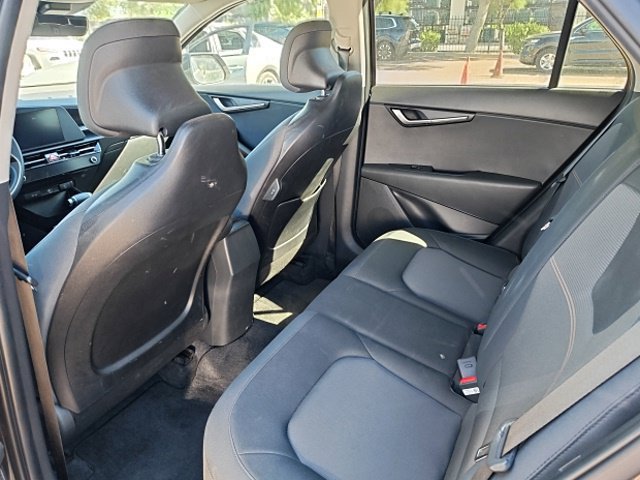 Used 2025 Kia Niro LX FWD image 19