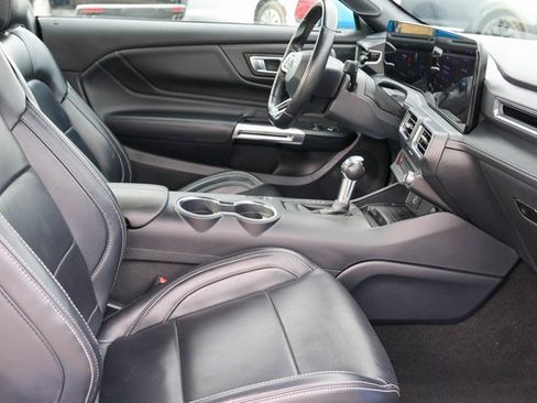 Used 2024 Ford Mustang Premium image 13