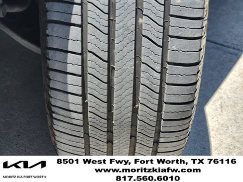 Used 2022 Kia Telluride SX w/ SX Prestige Package AWD/4WD image 10