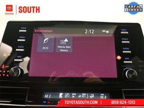 Used 2023 Toyota Sienna XLE image 19