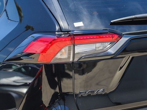 Certified 2025 Toyota RAV4 XLE w/ Convenience Package FWD image 9