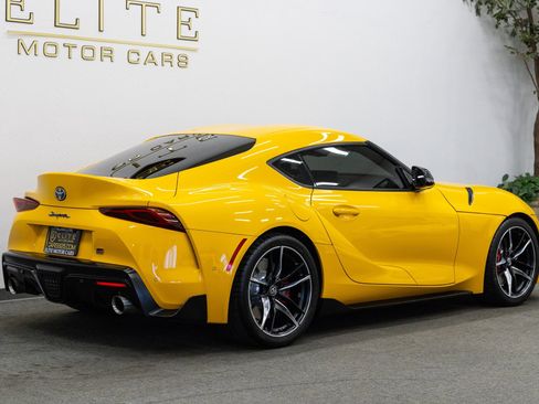 Used 2021 Toyota Supra Premium w/ Driver Assist Package image 9