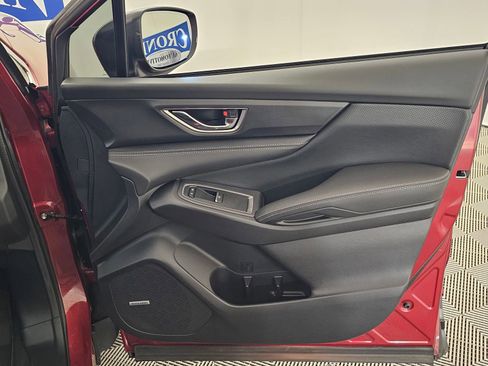 Used 2025 Subaru Ascent Limited w/ Popular Package #1 image 31