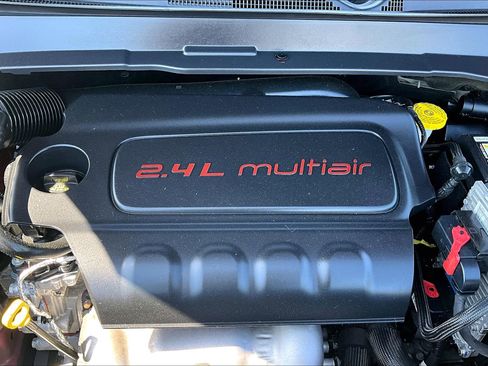 Used 2022 Jeep Compass Latitude AWD/4WD image 31