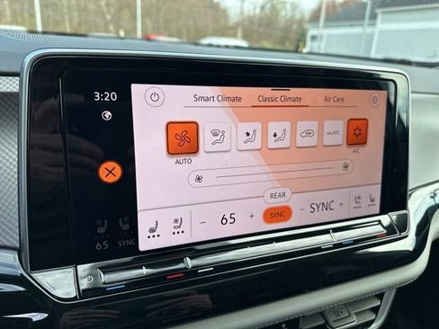 New 2026 Volkswagen Atlas Peak Edition AWD/4WD image 24