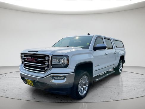 Used 2017 GMC Sierra 1500 SLT w/ SLT Preferred Package AWD/4WD image 7