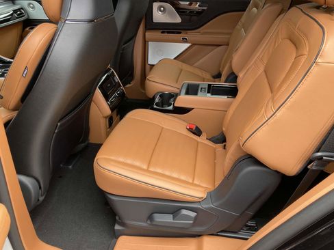 New 2025 Lincoln Aviator Black Label image 18