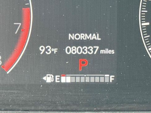 Used 2023 Honda Pilot Sport image 29