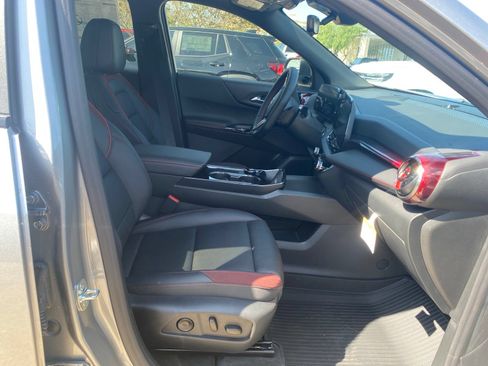 New 2027 Chevrolet Equinox RS w/ Safety and Technology Package FWD image 11