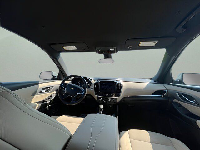 Used 2023 Chevrolet Traverse LT w/ LPO, Cargo Package AWD/4WD image 30