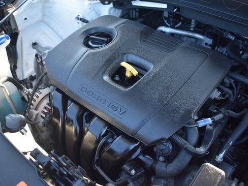 Used 2024 Kia Seltos S AWD/4WD image 32
