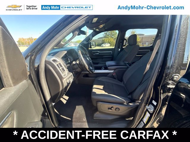Used 2019 RAM 1500 4x4 Crew Cab image 18