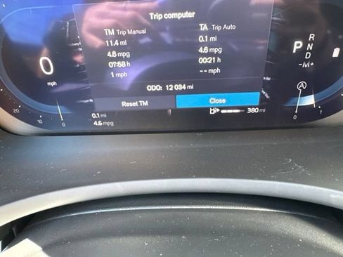 Certified 2025 Volvo XC90 B6 Plus AWD/4WD image 24