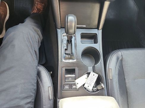 Used 2018 Subaru Outback 3.6R Limited image 20