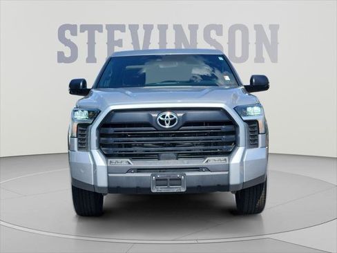 Certified 2025 Toyota Tundra SR5 w/ SR5 Convenience Package AWD/4WD image 8